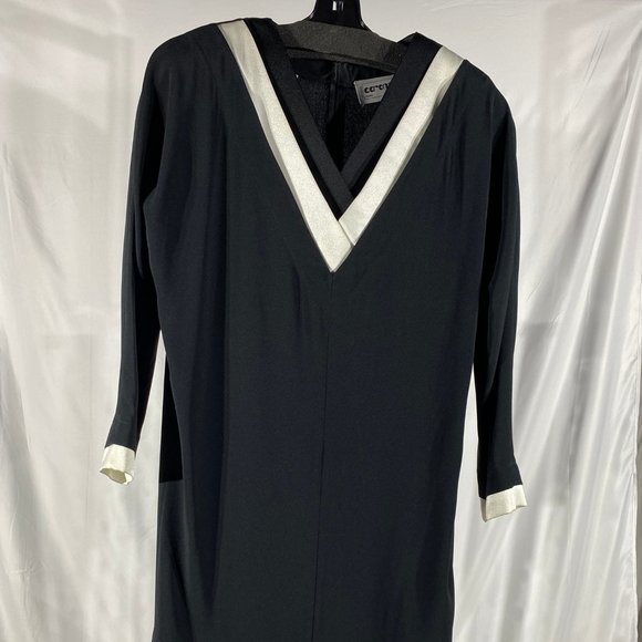 Caroma - Dress - Picture 1 of 7